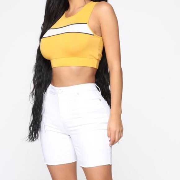 Fashion Nova Yellow Crop Top Striped Retro Size Medium White Stripe Mustard Boho - Picture 2 of 9